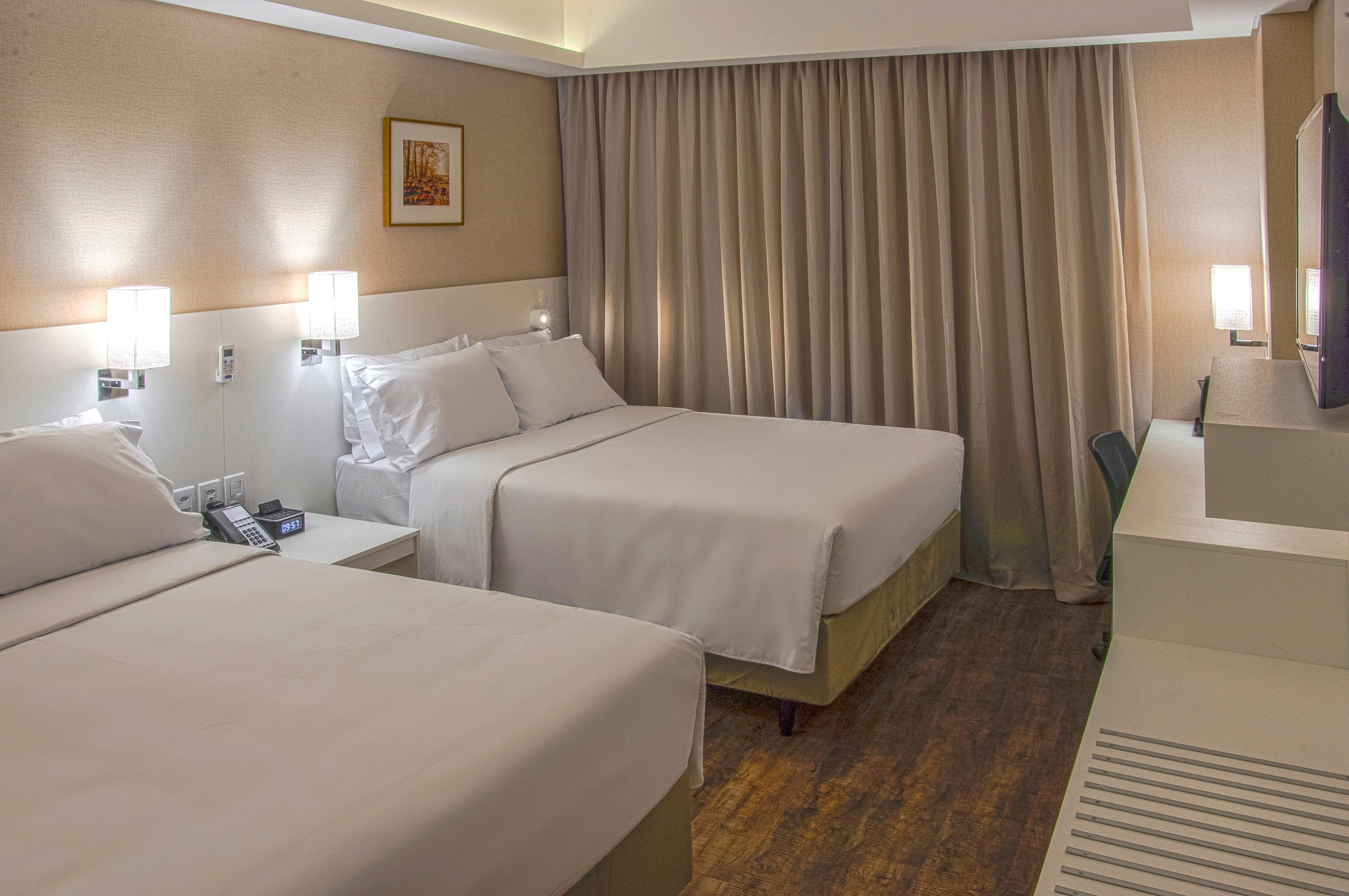 Holiday Inn Express - Farroupilha, Um Hotel Ihg Exteriör bild