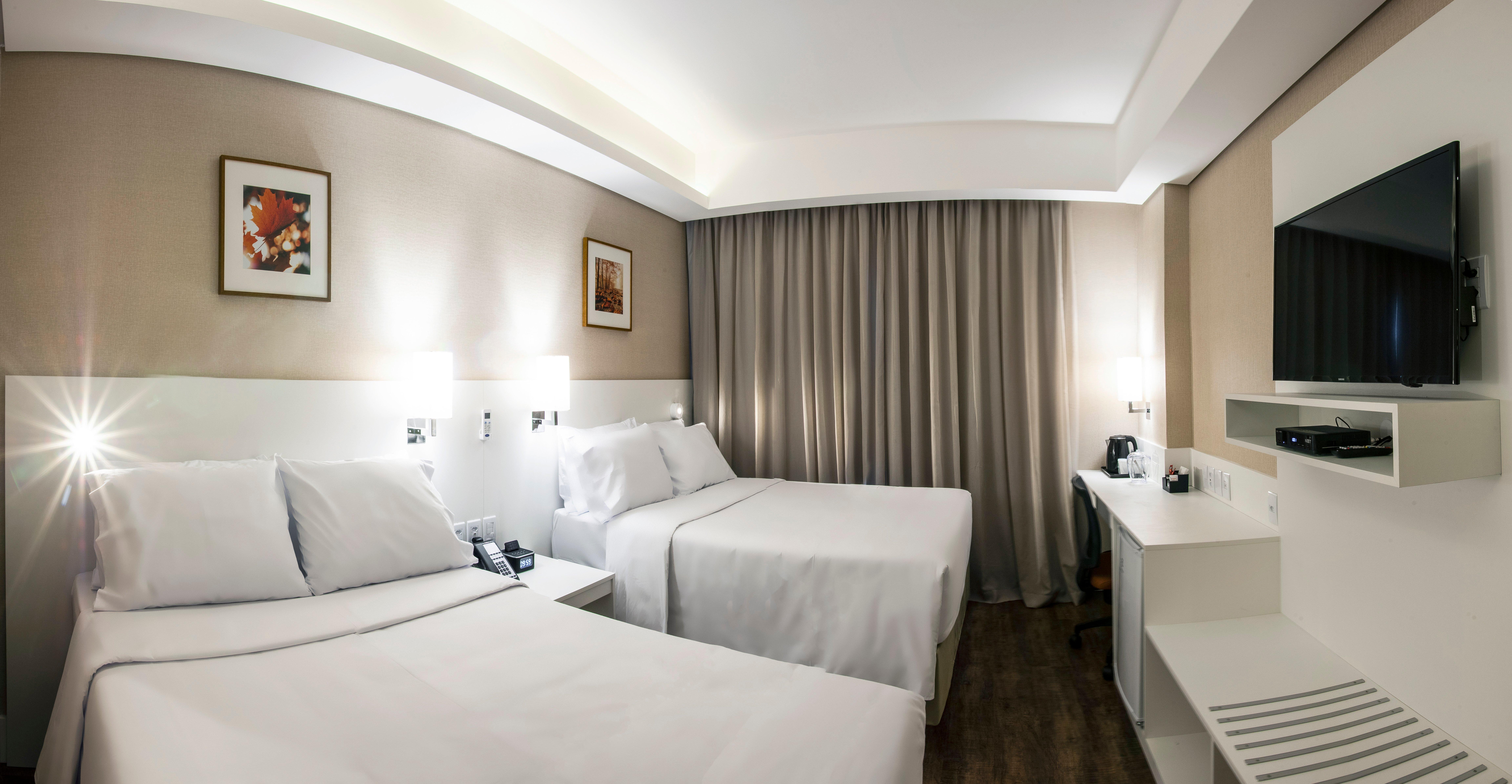 Holiday Inn Express - Farroupilha, Um Hotel Ihg Exteriör bild